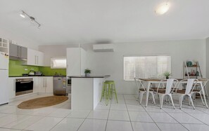 Full-sized fridge, microwave, oven, dishwasher