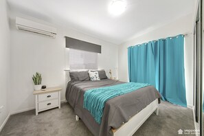 2 Schlafzimmer, Bügeleisen/Bügelbrett, kostenloses WLAN, Bettwäsche