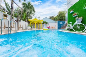 Outdoor pool - Diamond Sea Villa (Ho Chi Minh City)