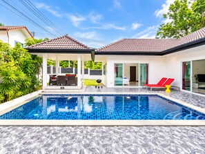 Outdoor pool - 4 Br Private Pool Villa GA (Chalong)