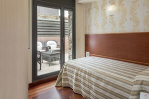 3 bedrooms, in-room safe, free WiFi, bed sheets - APARTMENT TOWER 2 (Port de la Selva)