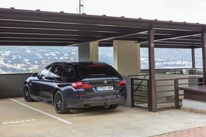 Property grounds - APARTMENT TOWER 2 (Port de la Selva)