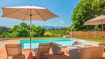 Piscina all'aperto