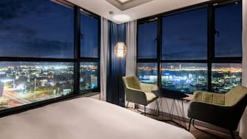 Deluxe Family Twin Ocean Front View | Daunenbettdecken, Minibar, Zimmersafe, laptopgeeigneter Arbeitsplatz