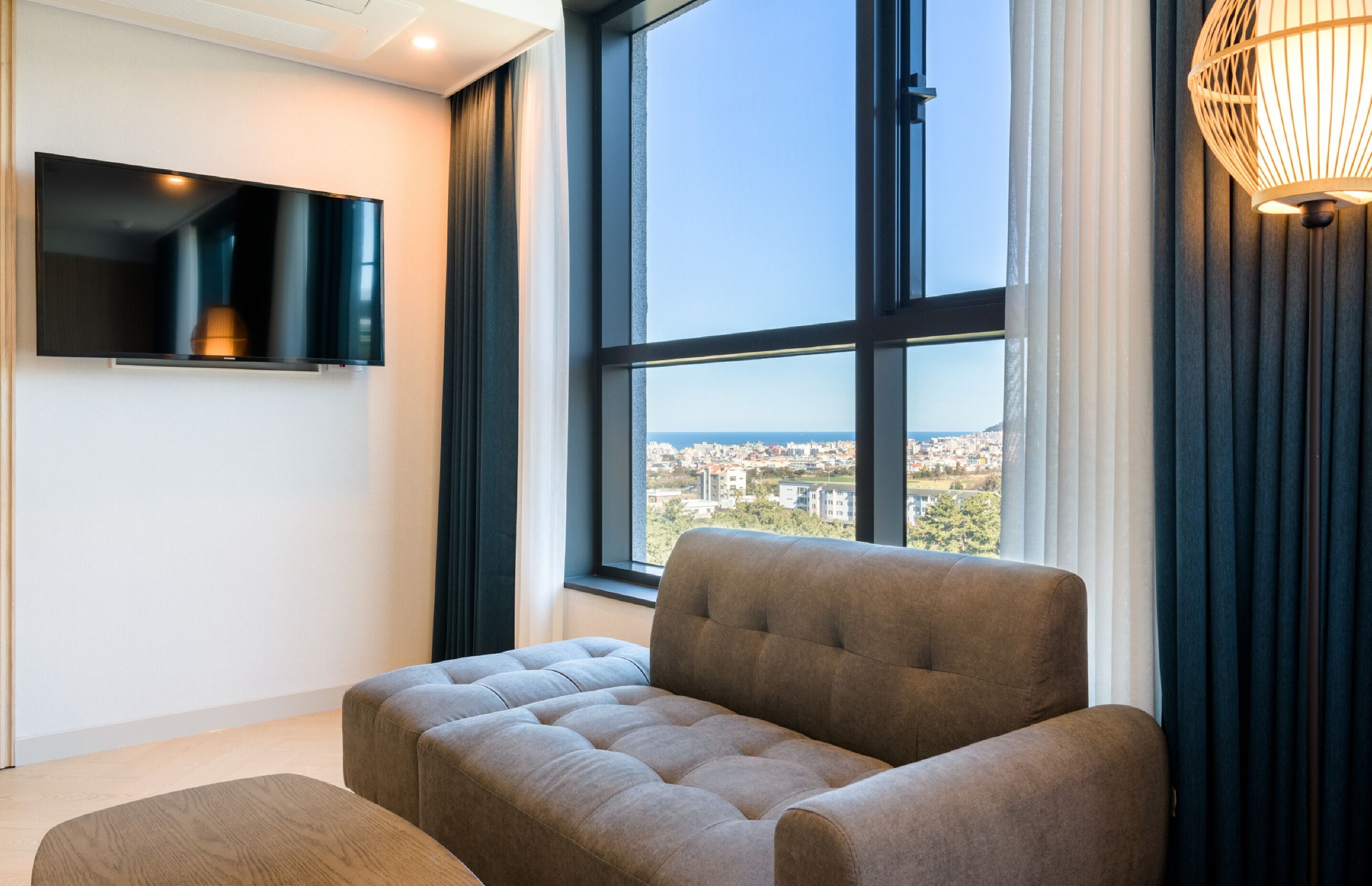 deluxe queen ocean view | view from room