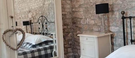 1 間睡房、熨斗/熨衫板、免費 Wi-Fi、床單