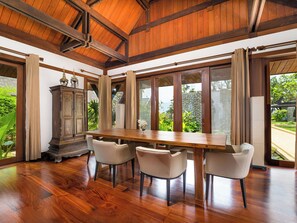 Dining room - Villa Chada (Kamala)