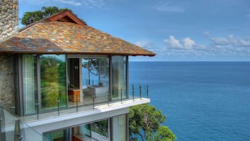 Villa, 6 Schlafzimmer | Blick auf das Wasser