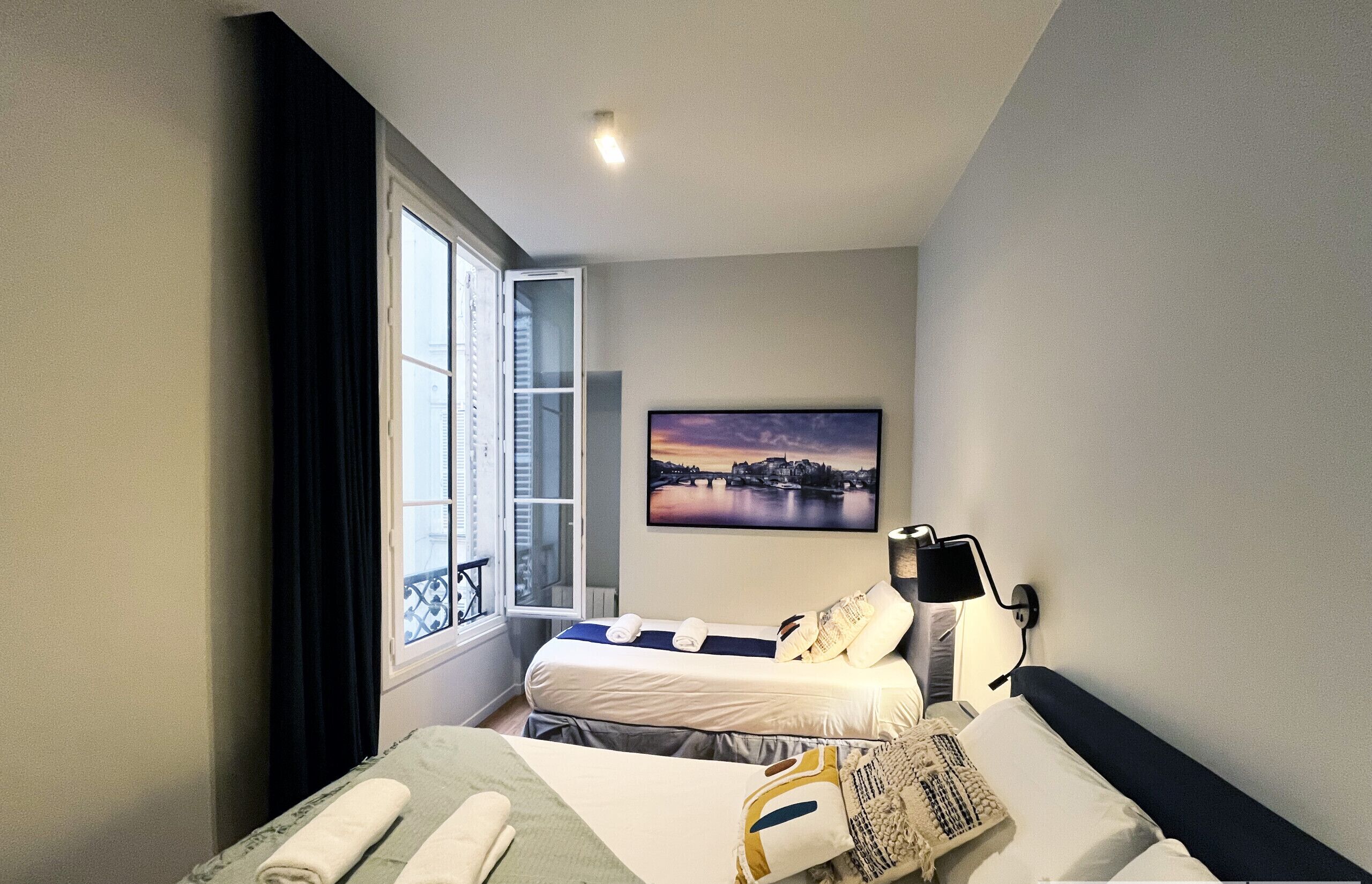 3 bedrooms, iron/ironing board, free WiFi, bed sheets