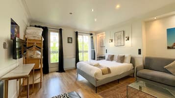 5 Schlafzimmer, Bügeleisen/Bügelbrett, kostenloses WLAN, Bettwäsche