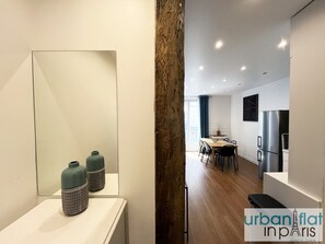 Dining - Urban Flat 24 - Charming  Home in Paris (París)