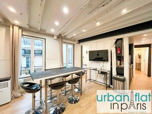 Dining - 93 - Luxury Flat in Le Marais (París)