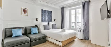 1 bedroom, iron/ironing board, free WiFi, bed sheets