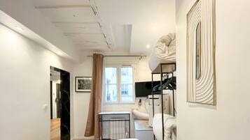 2 chambres, fer et planche Ă repasser, Wi-Fi gratuit, draps fournis