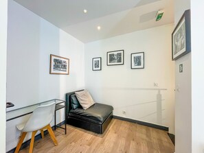 Interior - Urban Flat 21 - Modern Duplex in Montorgueil (París)
