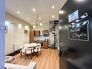 Dining - Urban Flat 21 - Modern Duplex in Montorgueil (París)