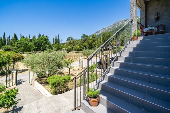 Property grounds - Apartment Laurel Leaf (Konavle)