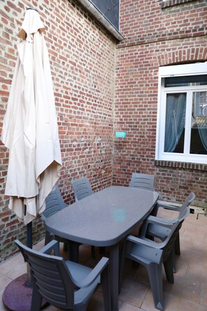 Outdoor dining - Mers les Bains - L' <br>Élipse 3 room apartment 57m2 for 4 people<br> (Mers-les-Bains)
