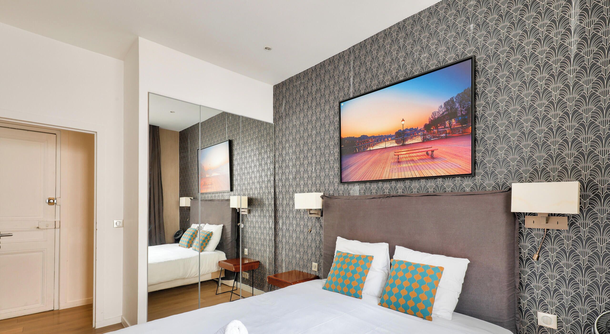 2 habitaciones, tabla de planchar con plancha y wifi gratis 