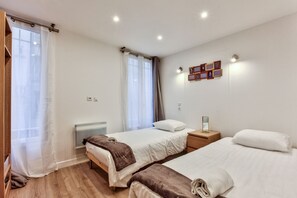 2 chambres, fer et planche à repasser, Wi-Fi gratuit, draps fournis