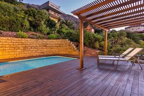 House (4 Bedrooms) | Terrace/patio - Blushing Bride (Cape Town)