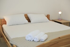 1 slaapkamer, reisbedje, gratis wifi, beddengoed
