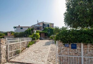 Villa | Property grounds