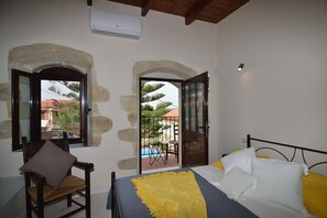 4 chambres, fer et planche Ă repasser, Wi-Fi, draps fournis