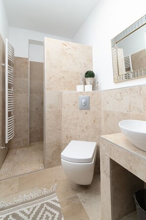 Bañera, toallas