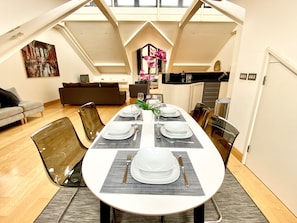 Apartamento presidencial | Servicio de comidas en la habitación