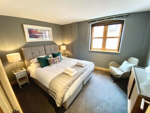 Presidential Apartment | 3 bedrooms, Egyptian cotton sheets, premium bedding, laptop workspace
