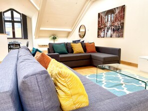 Presidential Apartment | Living area | 54-inch flat-screen TV with digital channels, TV, heated floors