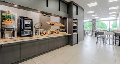 B&B HOTEL Cambrai