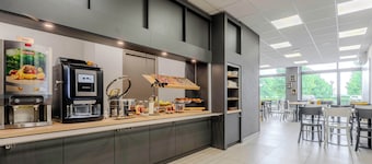 B&B HOTEL Cambrai