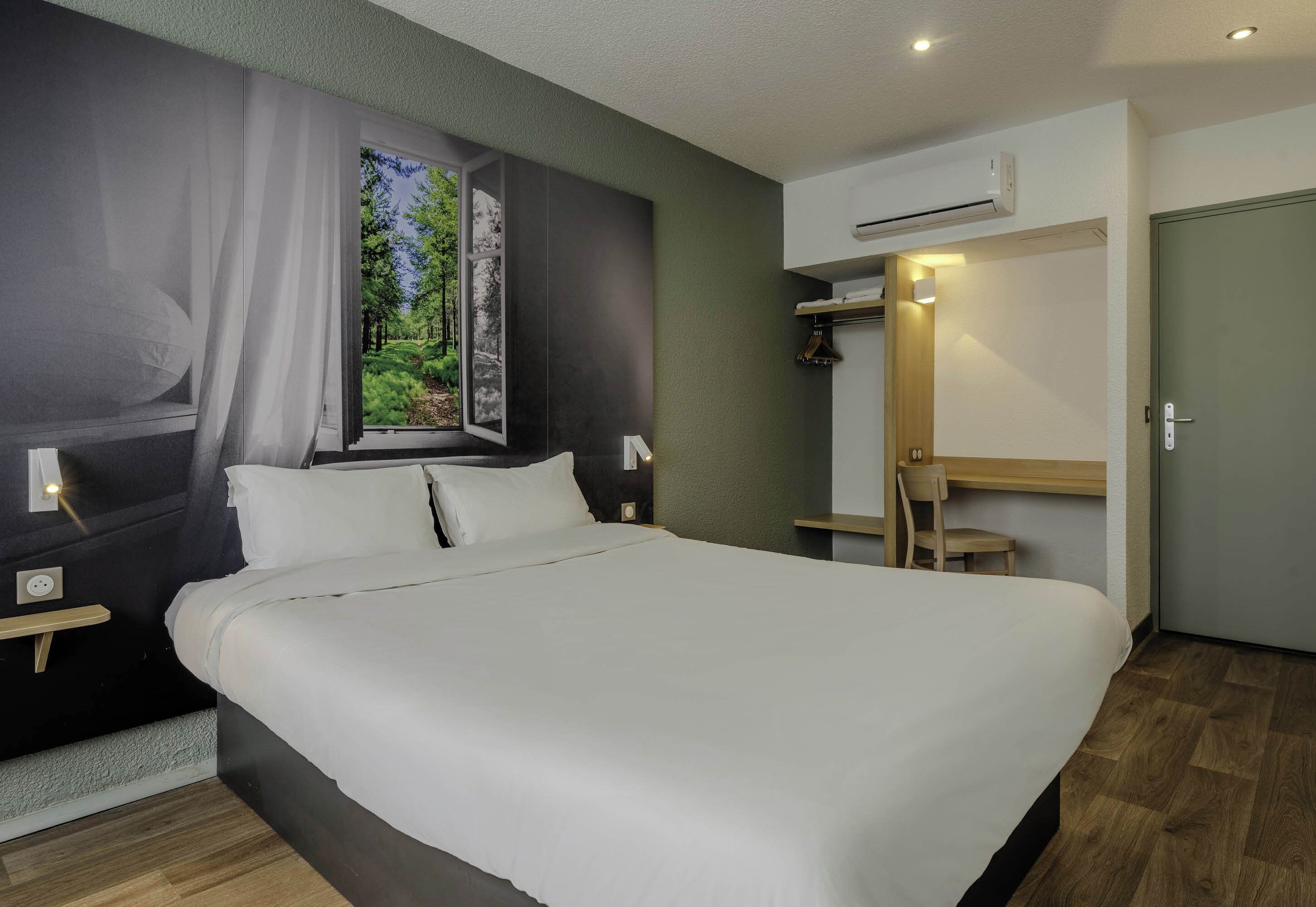standard double room | 1 bedroom, desk, free wifi, bed sheets