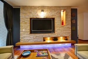 Interior - Modern Apartment in Provenza (Medellín)