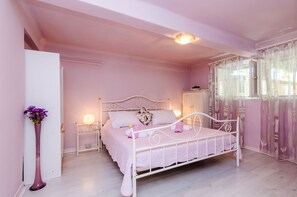 Appartement (One Bedroom Apartment with Terrace A2)
