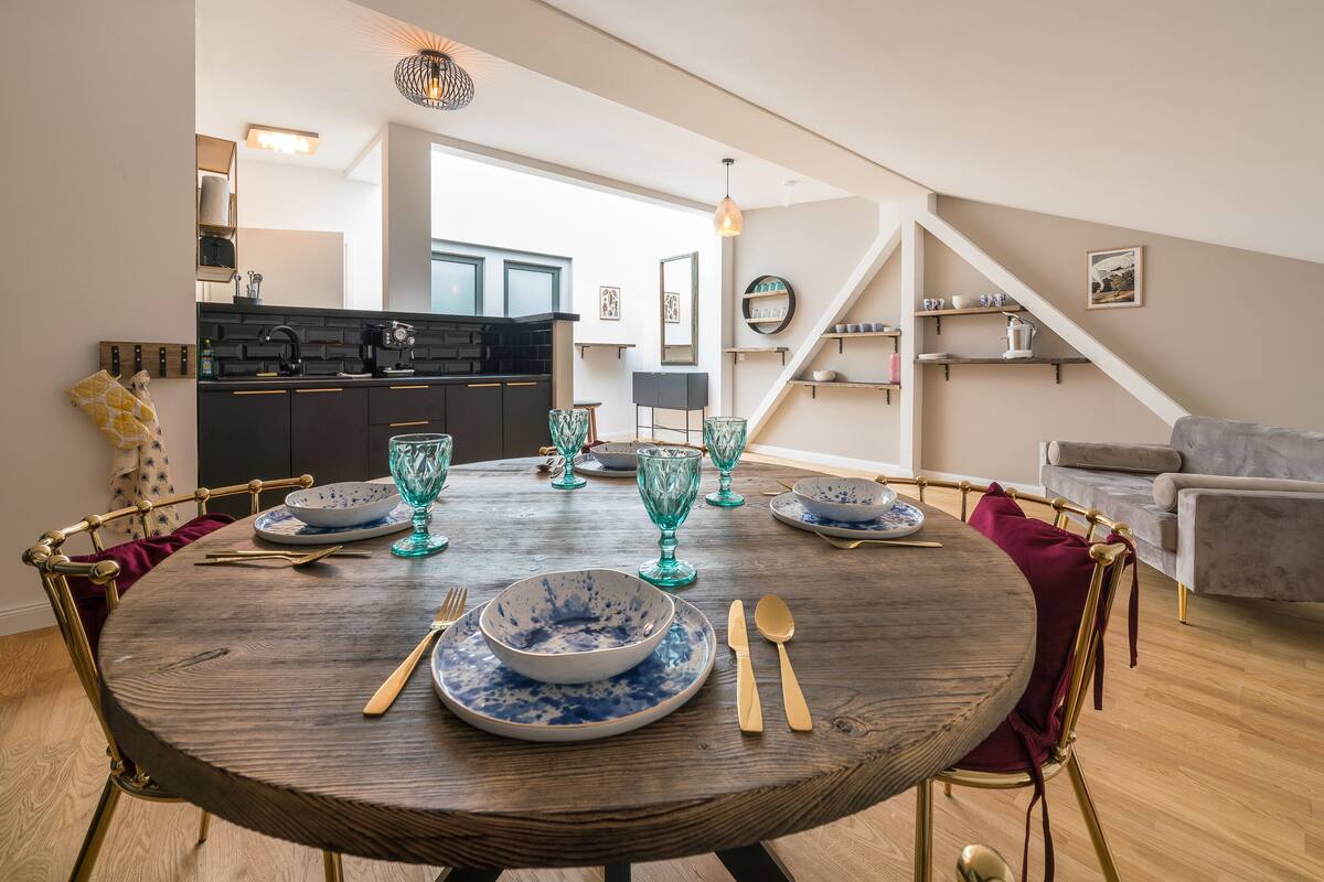 Departamento de diseñador | Servicio a la habitación