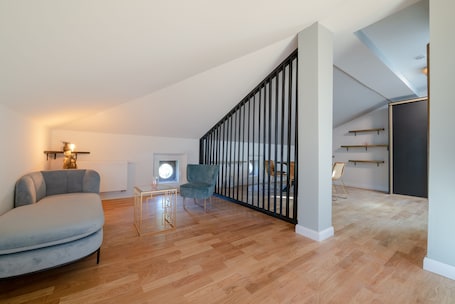 Deluxe Apartment | Living area | Heated floors