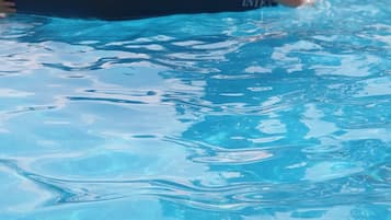 House, 2 Queen Beds | Pool | Outdoor pool
