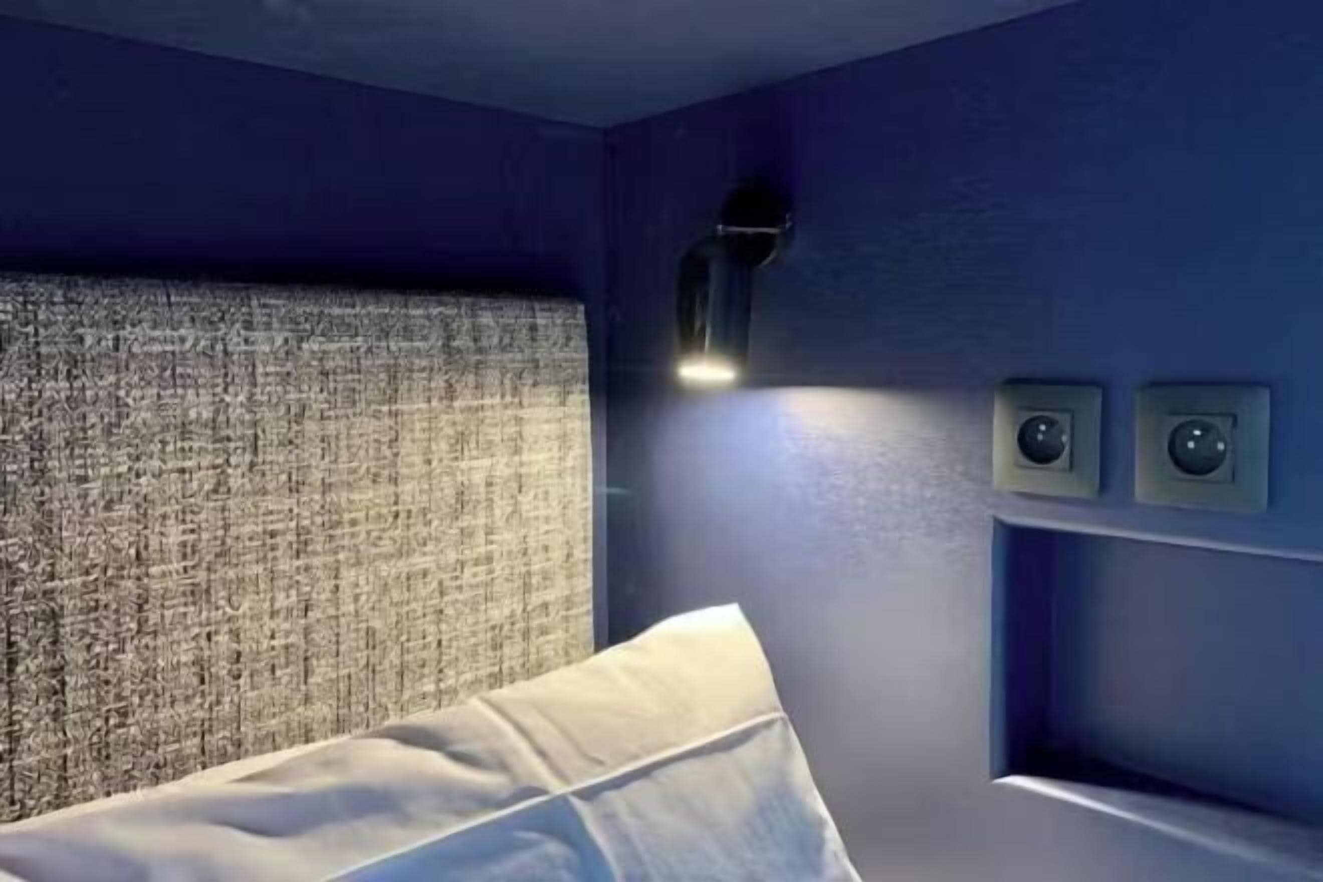 Sistema de insonorización, wifi gratis y ropa de cama 