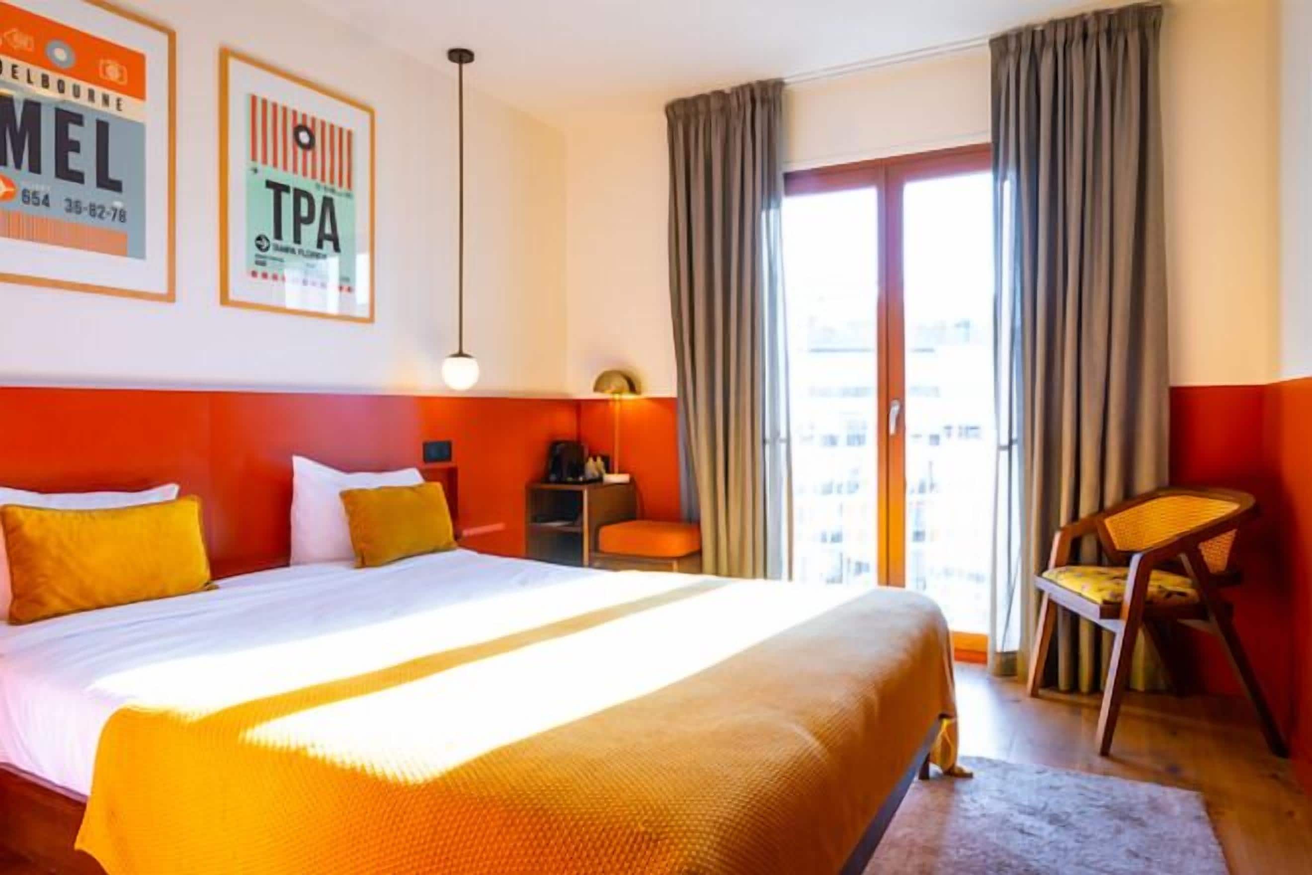 Sistema de insonorización, wifi gratis y ropa de cama 