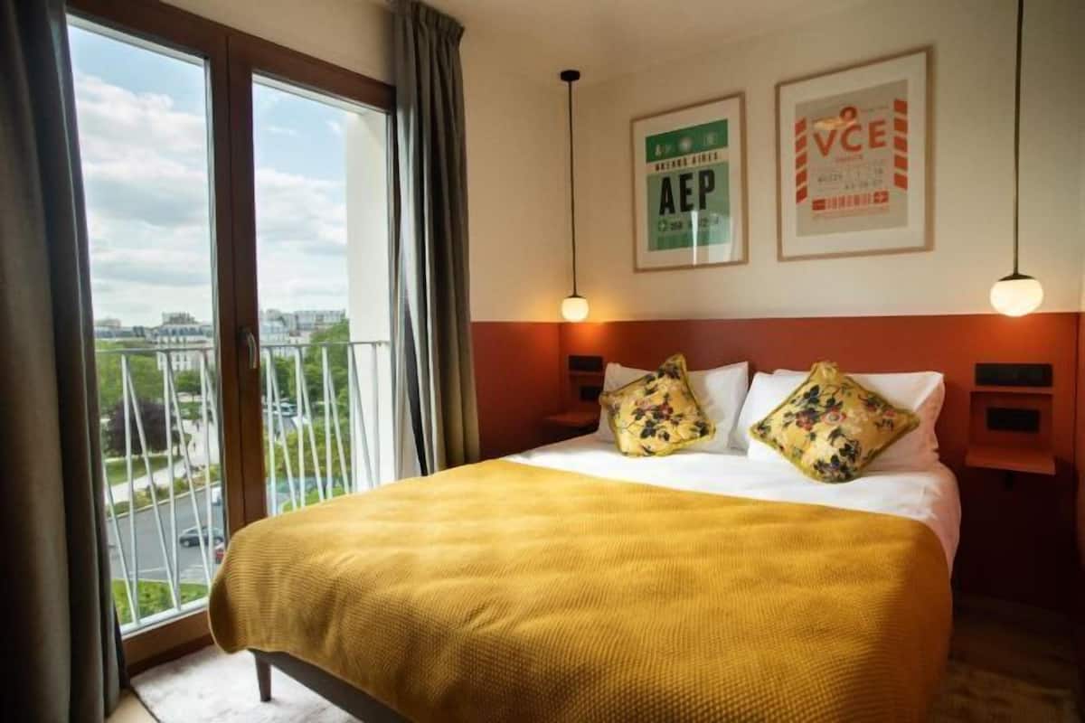 Sistema de insonorización, wifi gratis, ropa de cama