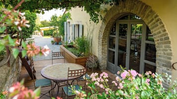 Restauration extérieure