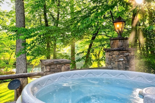 Toccoa River Cottage Romantic River Access