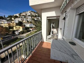 Property grounds - Beautiful flat with beautiful sea view, Almadrava beach AV75 (Roses)