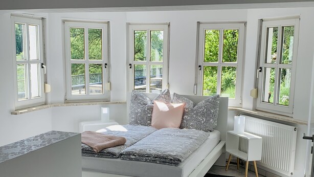 Studio, 1 dobbeltseng med sovesofa (incl. EUR 25 cleaning fee per stay) | Strykejern/-brett, wi-fi (inkludert) og sengetøy