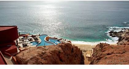 CLUB REGINA OCEAN FRONT CONDO 1