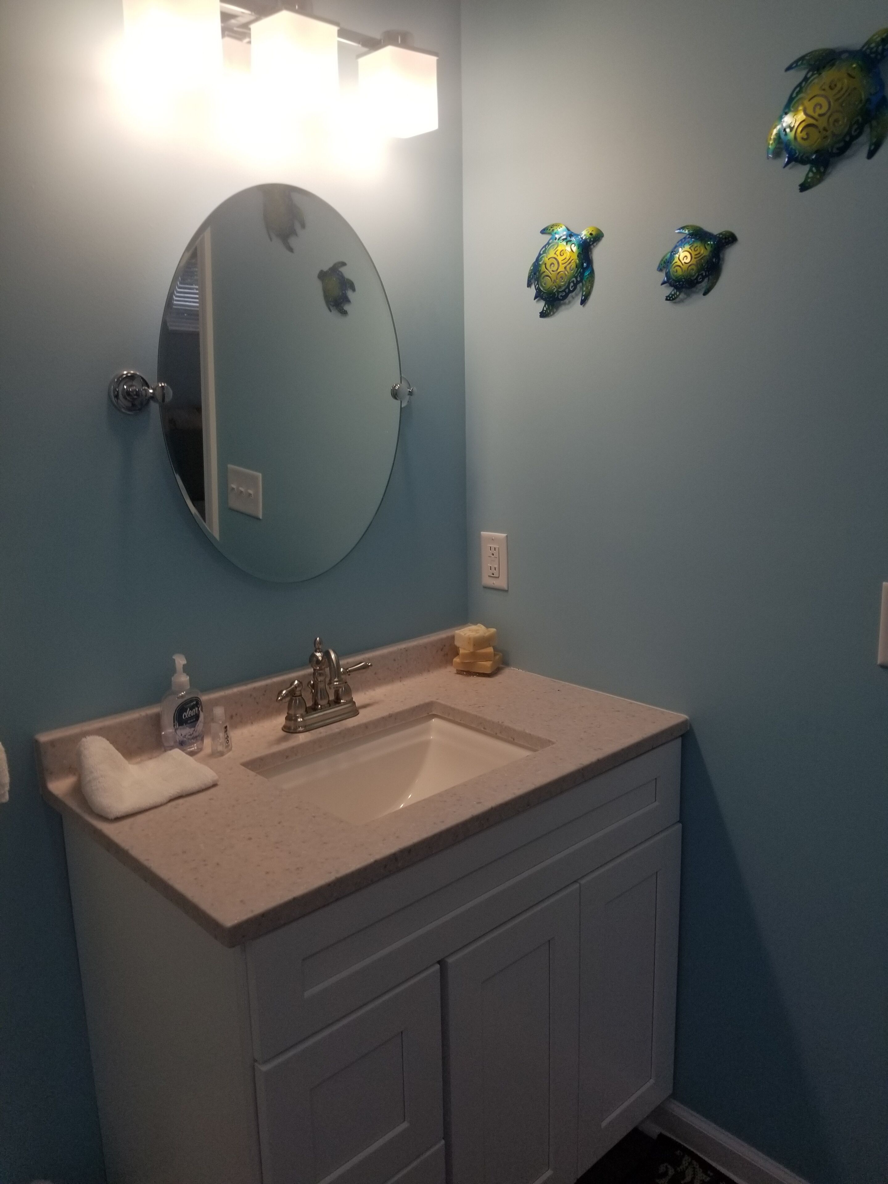 淋浴设施、吹风机、毛巾、肥皂