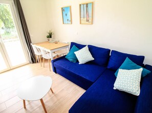 Smart TV - The SummerHouse Project, a Home with Garden & Veranda, 5' from the Beach (Perithia, Thinali-Corfu)